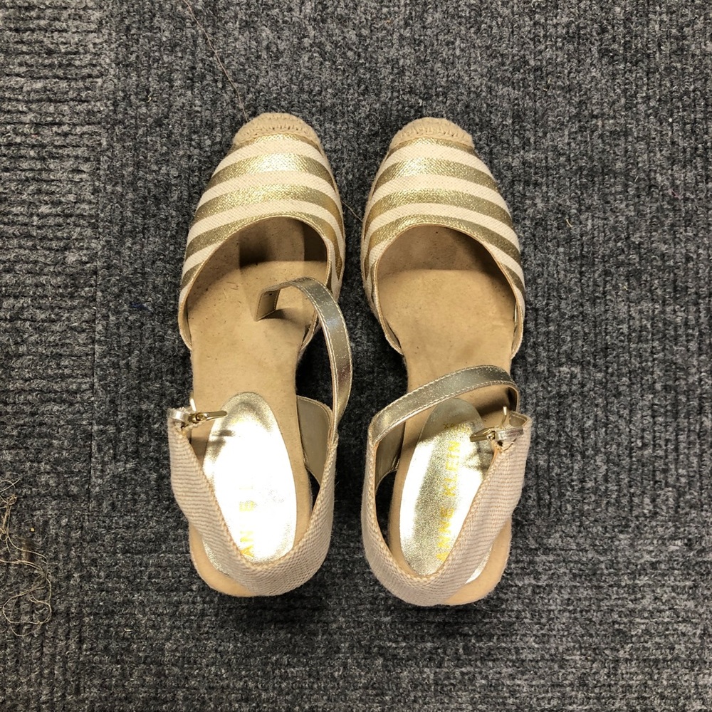 Anne Klein Espadrilles